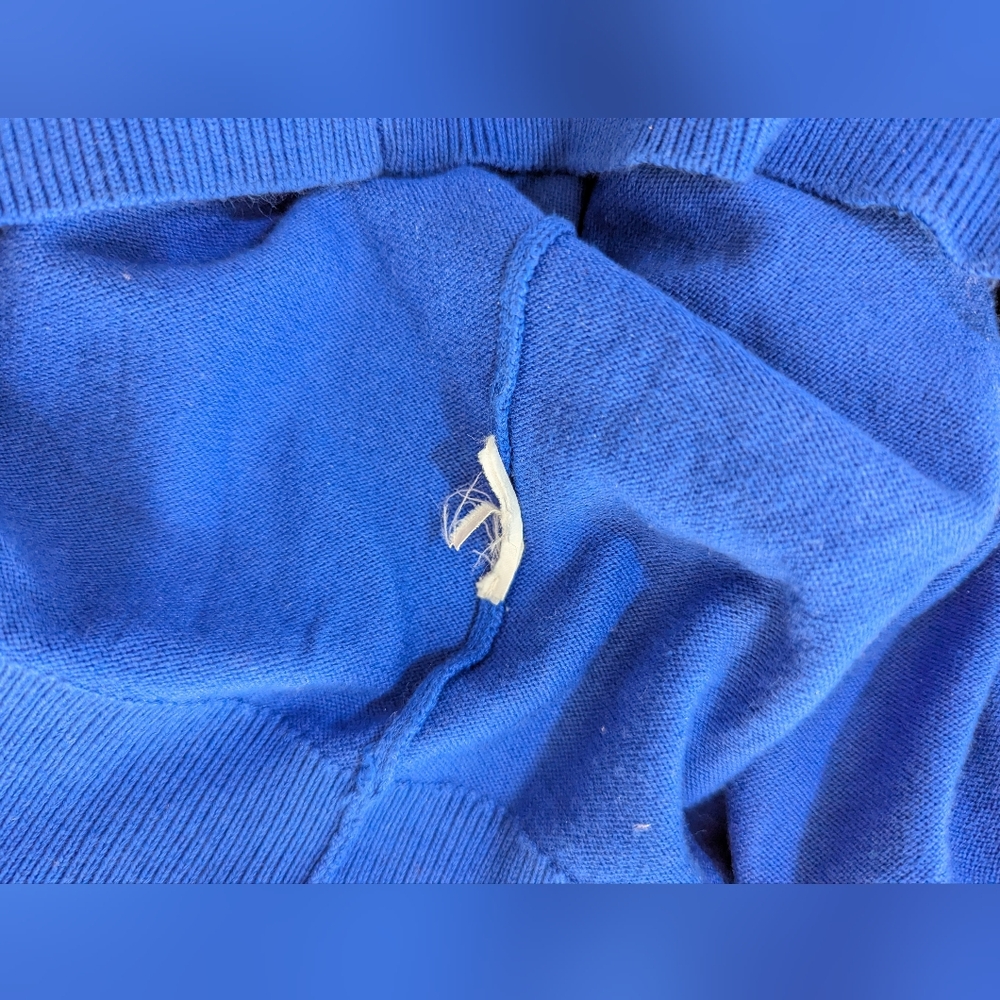 Boden Women's Royal Blue Crewneck Knit Sweater Button Sleeve Deco Sz M EUC - Picture 7 of 14